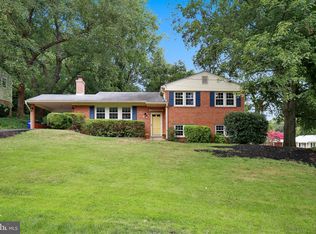 7735 Wellington Rd, Alexandria, VA 22306