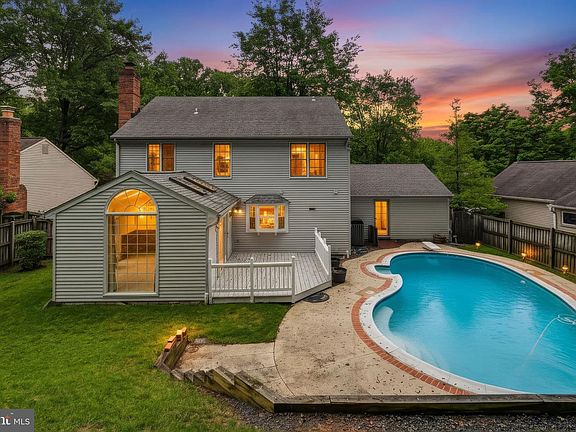 2nd image of 10206 Blandford Way