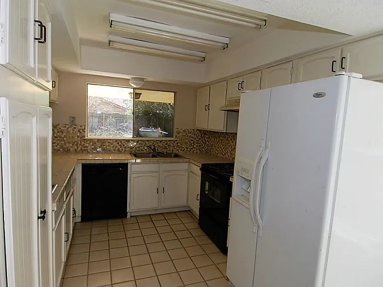 7511 Harpers Glen Ln — Photo 3