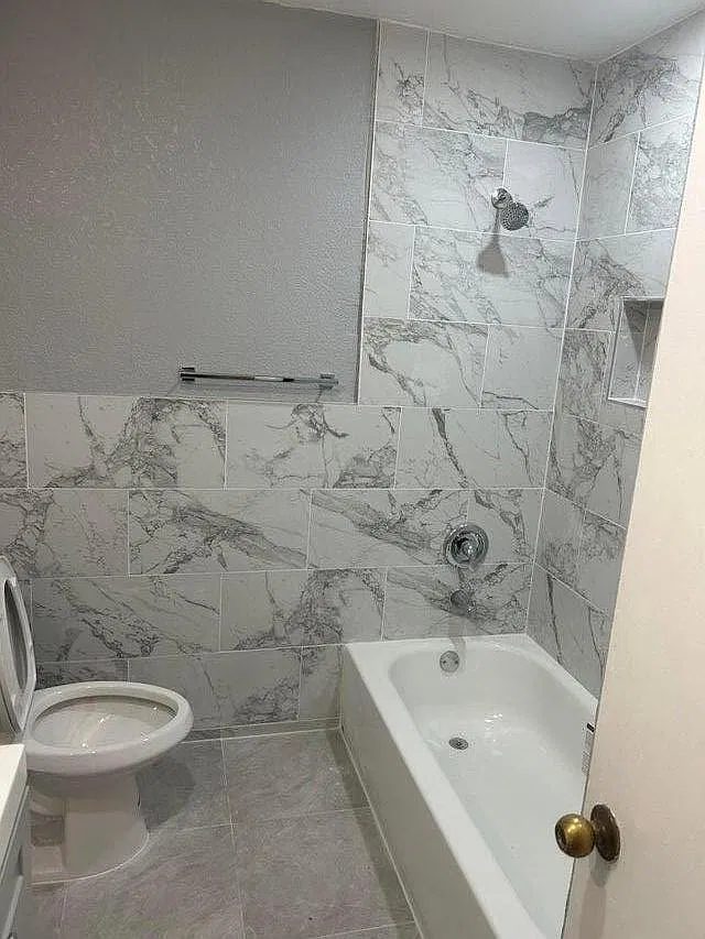 3 bed, 2.0 bath, 2832 sqft, $3,200 — Photo 4