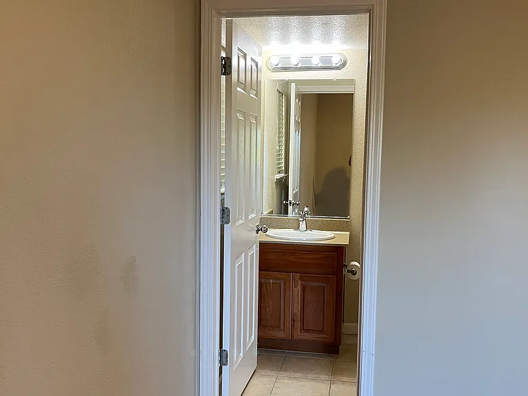 2878 Hilltop Mall Rd — Photo 27