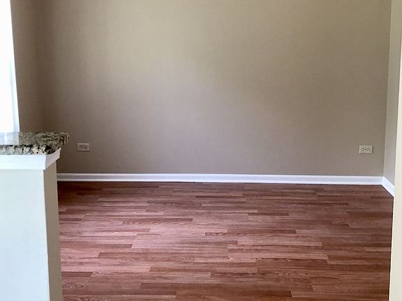 3rd image of 1219 N Village Dr