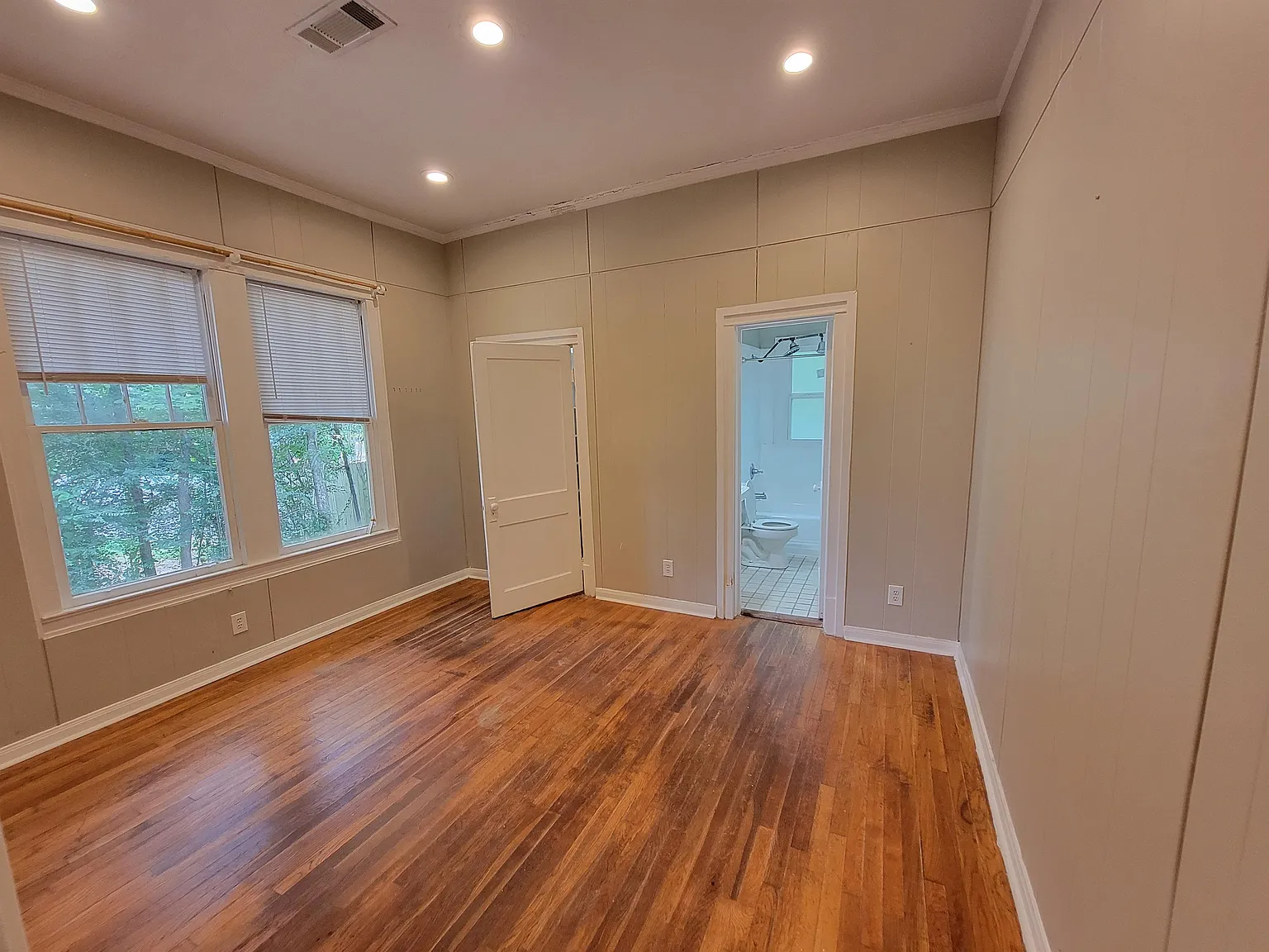 3806 Green Duplex - North — Photo 4