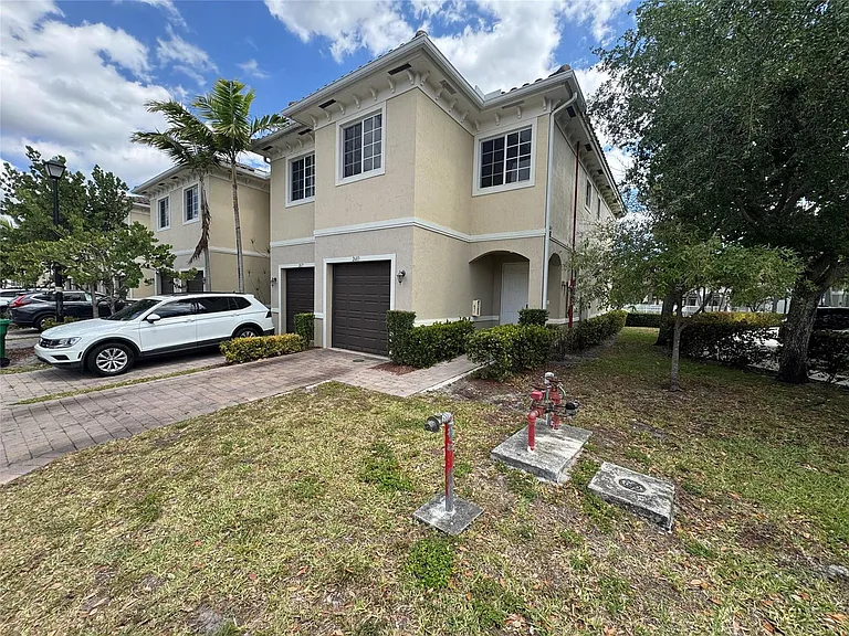 2675 SW 81st Ter #2683 — Photo 38