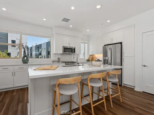 117 Placemark, Irvine, CA 92614