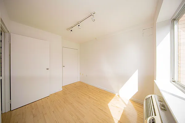 Rented by The Downtown LLC | media 69