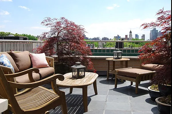 Sold by Corcoran | media 20