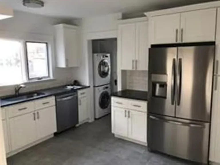121 Evans St #2 — Photo 5