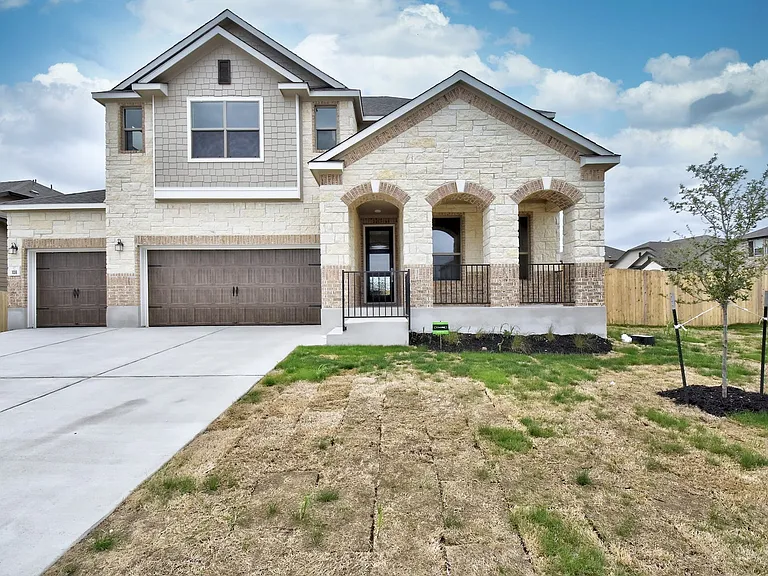 108 Redcliff Path — Photo 1