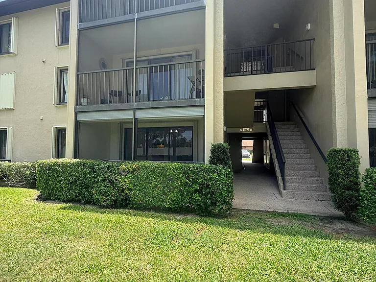 703 Sunny Pine Way #C1 — Photo 20