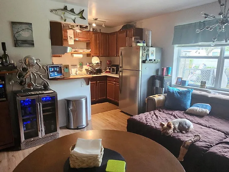 8576 Sunset Dr #1 — Photo 4