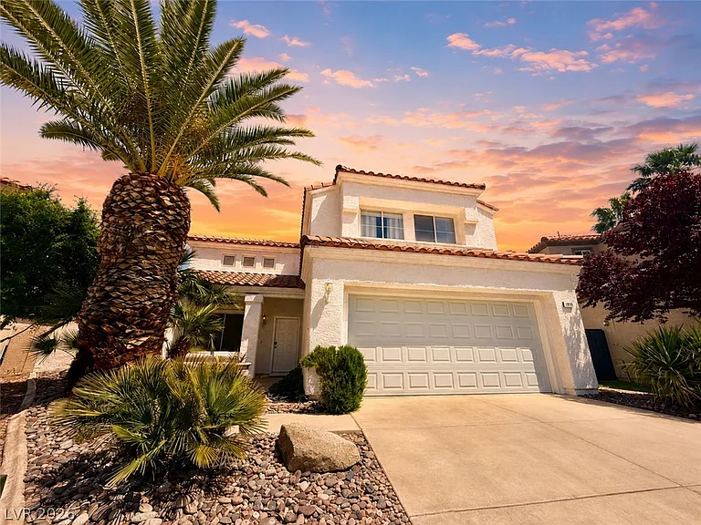 1436 Country Hollow Dr — Photo 1