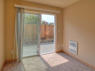 1139 N 94th St #A, Seattle, WA 98103