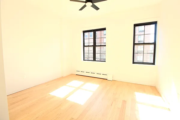 Rented by Grand & Co. | media 1