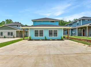 1321 S 5th Ave, Denison, TX 75021