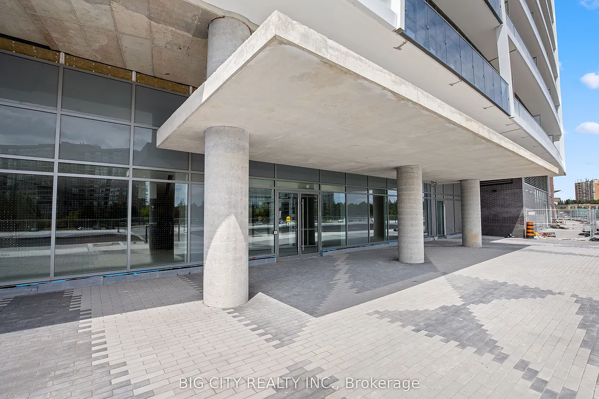 Building Photo - 30 Upper Mall Way #317A