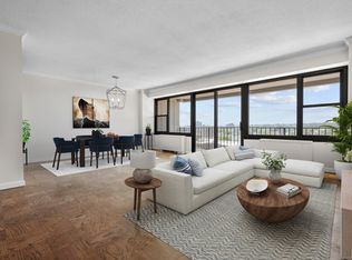 Hayes House, Stamford, CT 06902