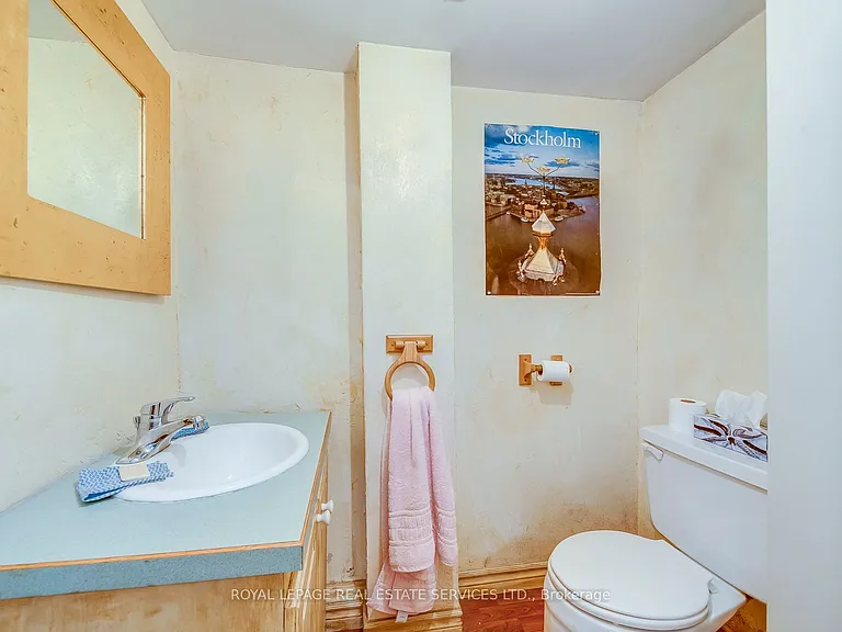 1055 Shawnmarr Rd #202 — Photo 36
