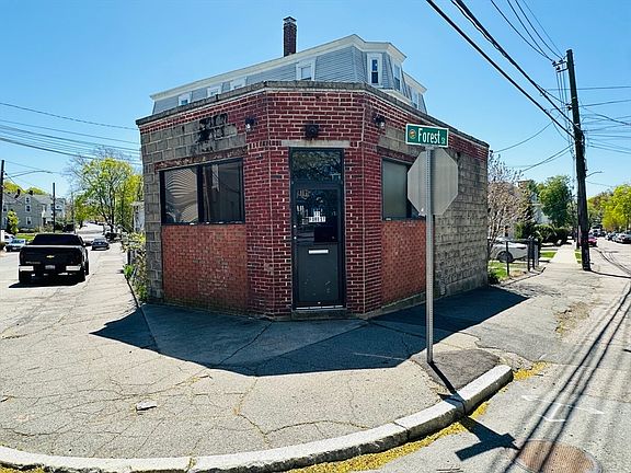 2nd image of 77 Forest St