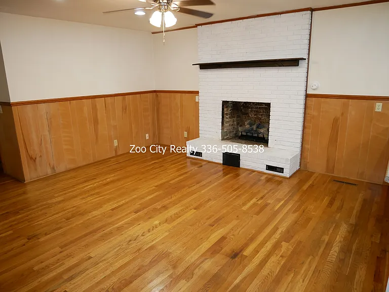 678 Mack Rd — Photo 4