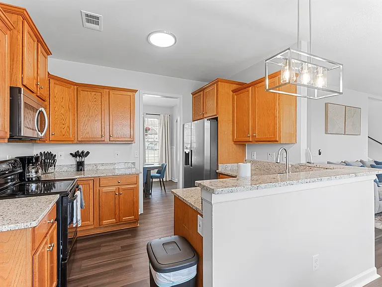 309 Raleigh Dr — Photo 28
