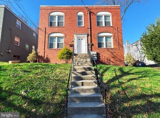 2905 30th St SE, Washington, DC 20020