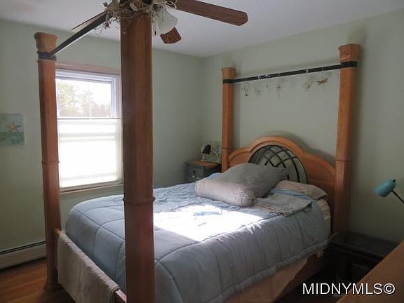 4th image of 2307 Highland Ave W