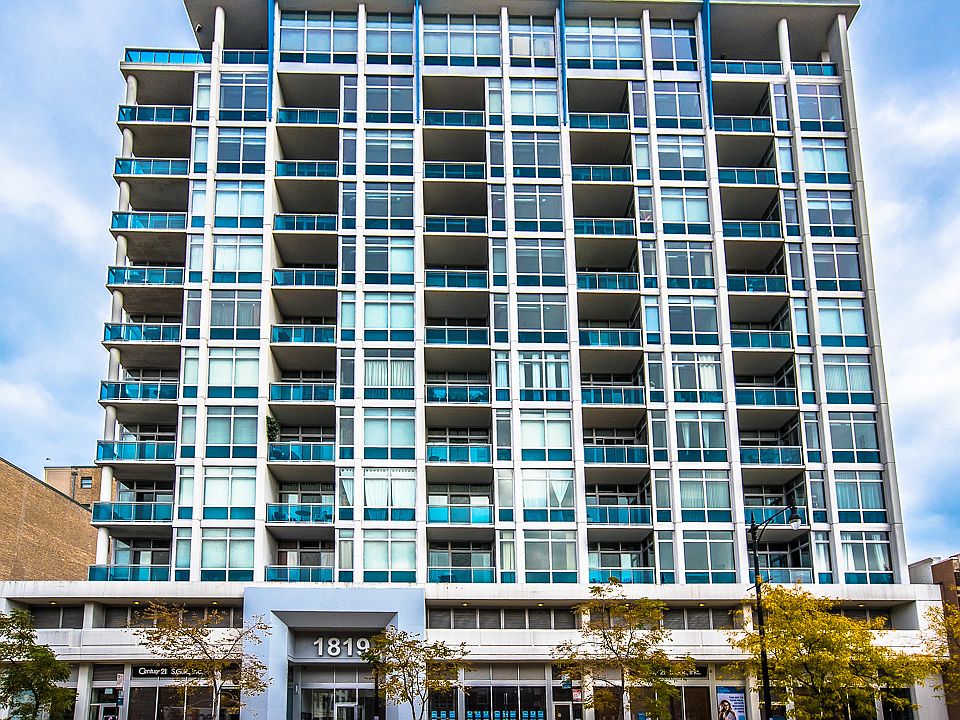 1st image of 1819 S Michigan Ave Unit 506