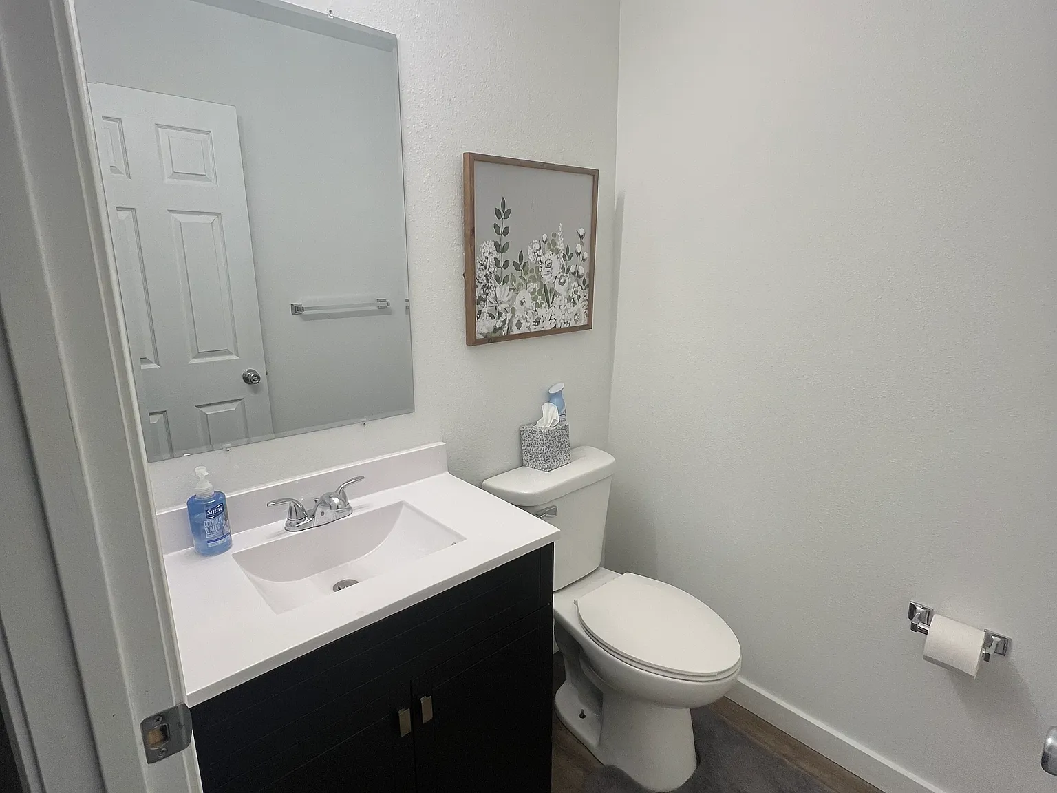 2 bed, 1.5 bath, 1000 sqft, $1,000 — Photo 2
