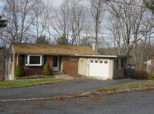 14 Mountain Ter, Stanhope, NJ 07874