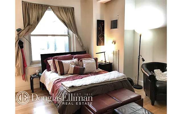 Rented by Douglas Elliman | media 64