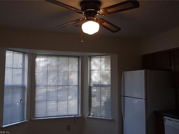 4th image of 1613 Skiffes Creek Cir