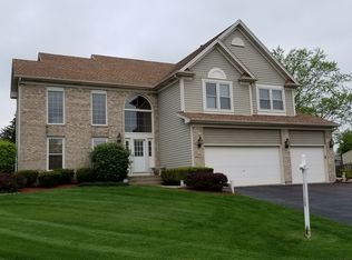 5269 Elliott Dr, Hoffman Estates, IL 60192