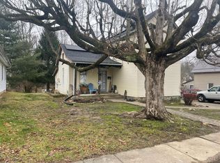 137 W Pleasant St, Hillsboro, OH 45133