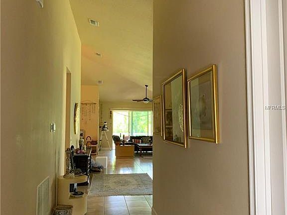 4th image of 6834 Vintage Ln