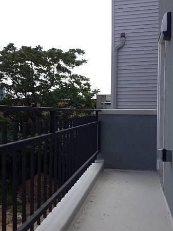 2nd image of 1815 W Master St #B