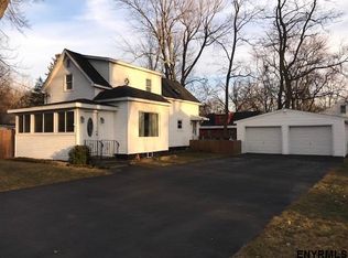 214 Lee Ave, Schenectady, NY 12304