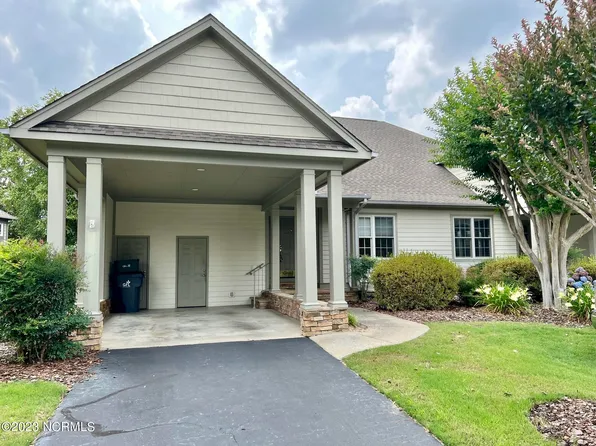 164 Starland Ln, Southern Pines, NC 28387