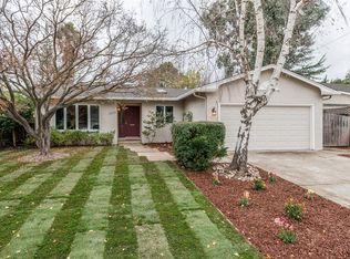 16850 Farley Rd, Los Gatos, CA 95032