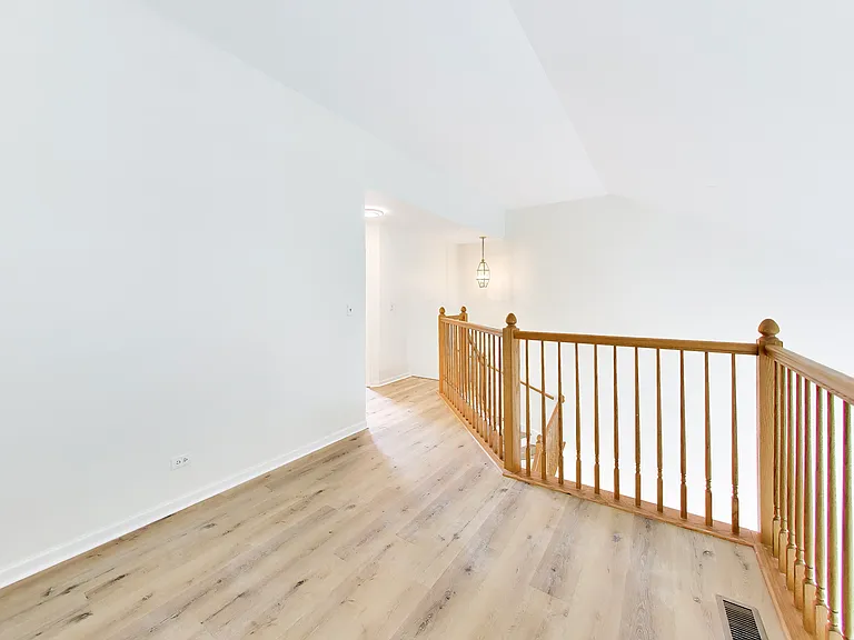 312 E Tall Oaks Ln — Photo 20