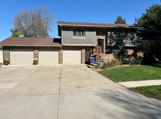 1531 Oak St, Sheldon, IA 51201