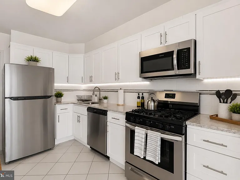 2401 Pennsylvania Ave #20C42 — Photo 8
