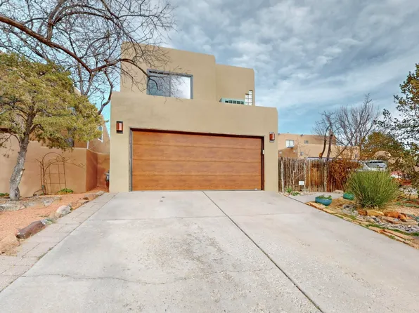 2937 Viaje Pavo Real, Santa Fe, NM 87505