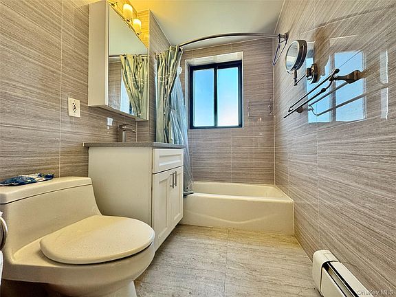 5th image of 132-26 Avery Ave #11A