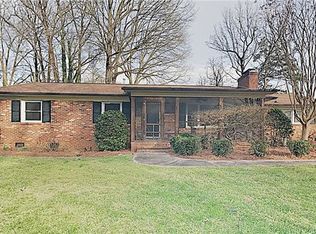 2633 Moores Park Dr, Charlotte, NC 28214