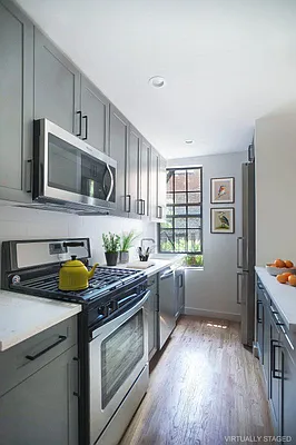 Rented by Bohemia Realty Group | media 18