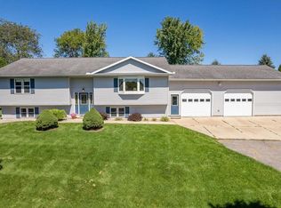 E3458 County Rd S, La Valle, WI 53941