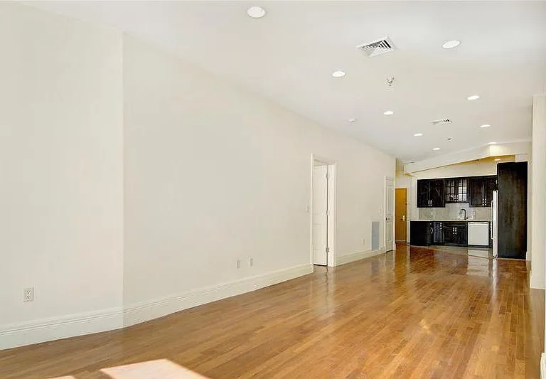 66 Franklin St #8A — Photo 9