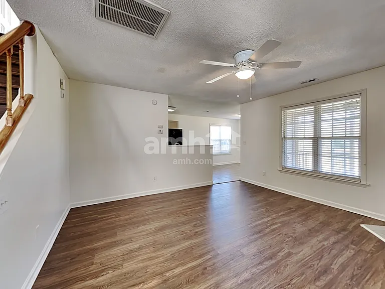 5464 Grand Traverse Dr — Photo 7