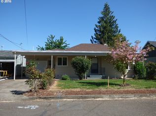 1243 NE 9th Ave, McMinnville, OR